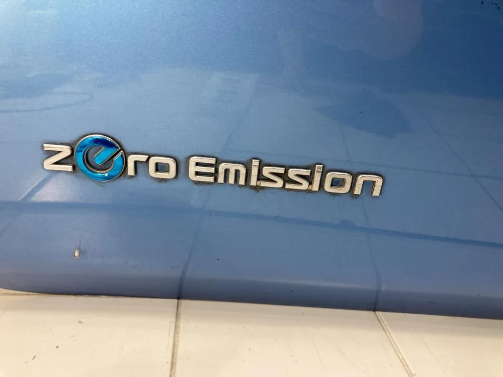 Дверь передняя левая Nissan Leaf I (2010—2017) - миниатюра 10