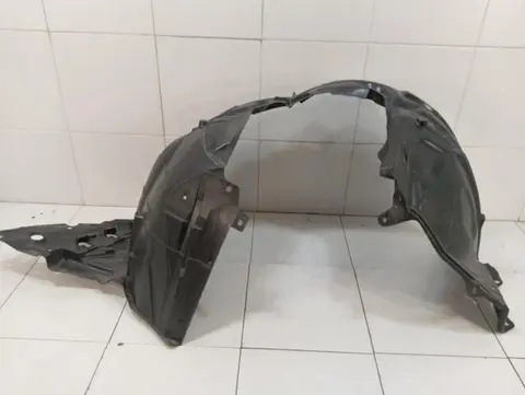 Локер передний правый Nissan Leaf II (2017—2025)