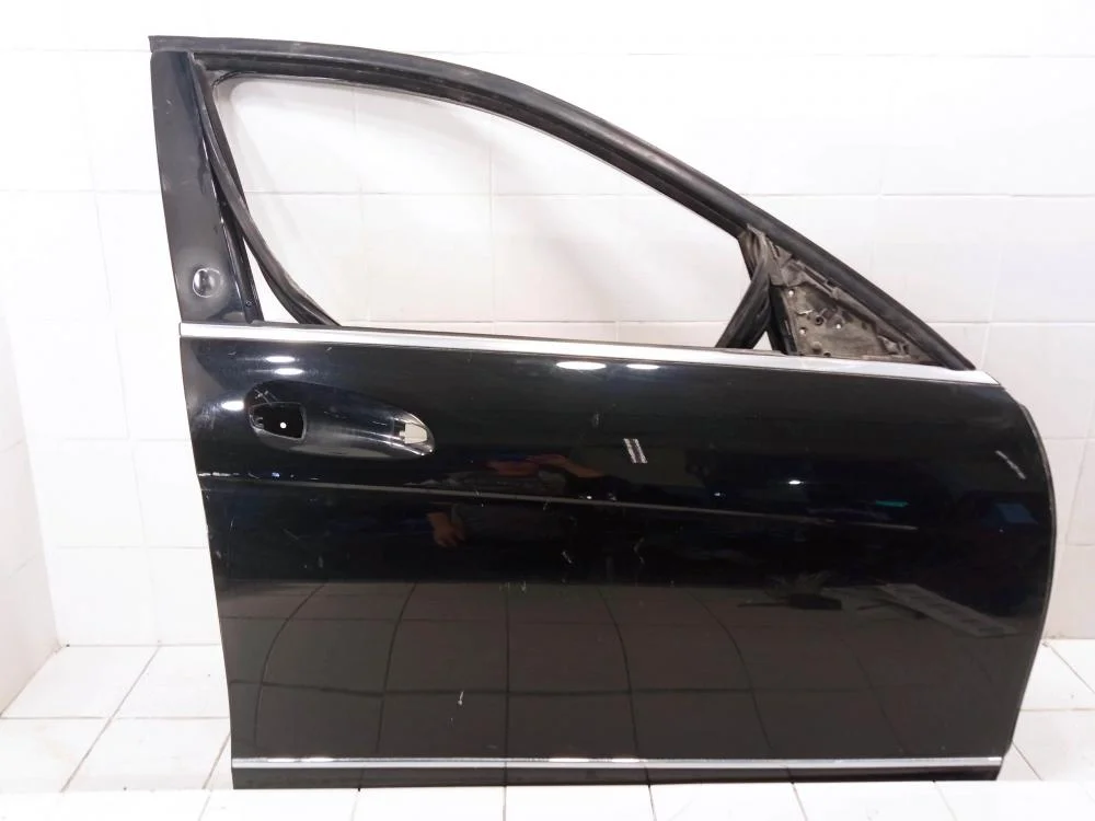 Дверь передняя правая Mercedes-Benz C-класс W204/S204 (2006—2011)
