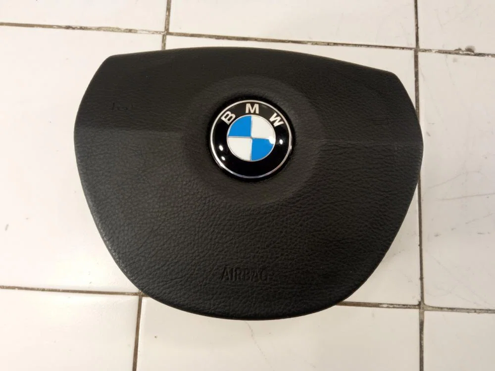 Подушка безопасности в рулевое колесо BMW 5 серия F10/F11 (2009—2013) - изображение 1