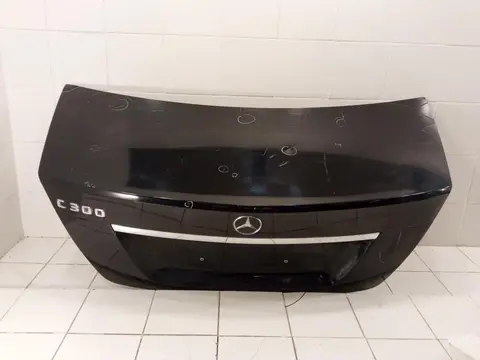 Крышка багажника Mercedes-Benz C-класс W204/S204 (2006—2011)