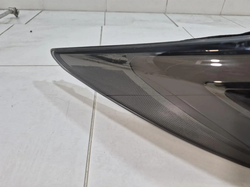 Фонарь задний наружный левый Hyundai Sonata VI (2009—2014) - миниатюра 2