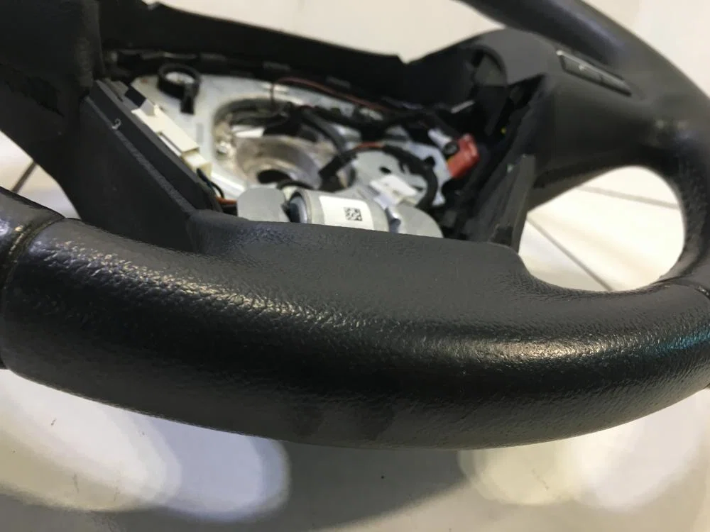 Рулевое колесо BMW X5 F15 (2013—2018) - миниатюра 4