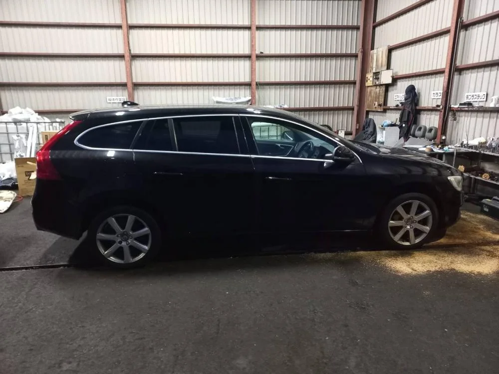 Камера заднего вида Volvo V60 I (2010—2013) - миниатюра 10