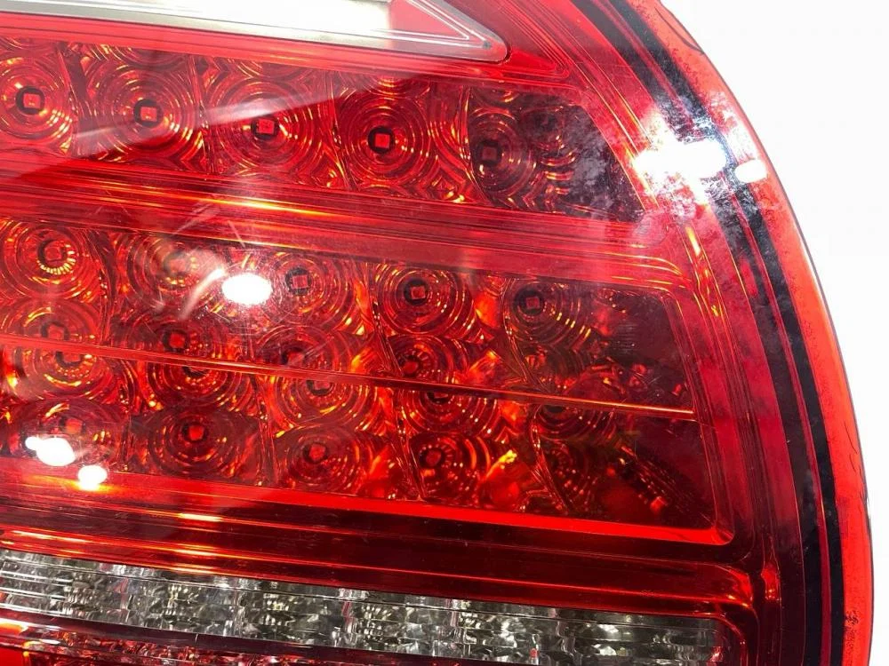 Фонарь задний внутренний левый Porsche Cayenne II (2010—2014) - миниатюра 5