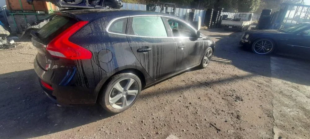 Радар-детектор Volvo V40 II (2012—2016) - миниатюра 10
