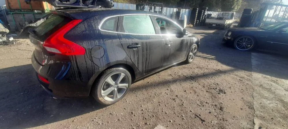 Радар-детектор Volvo V40 II (2012—2016) - миниатюра 10