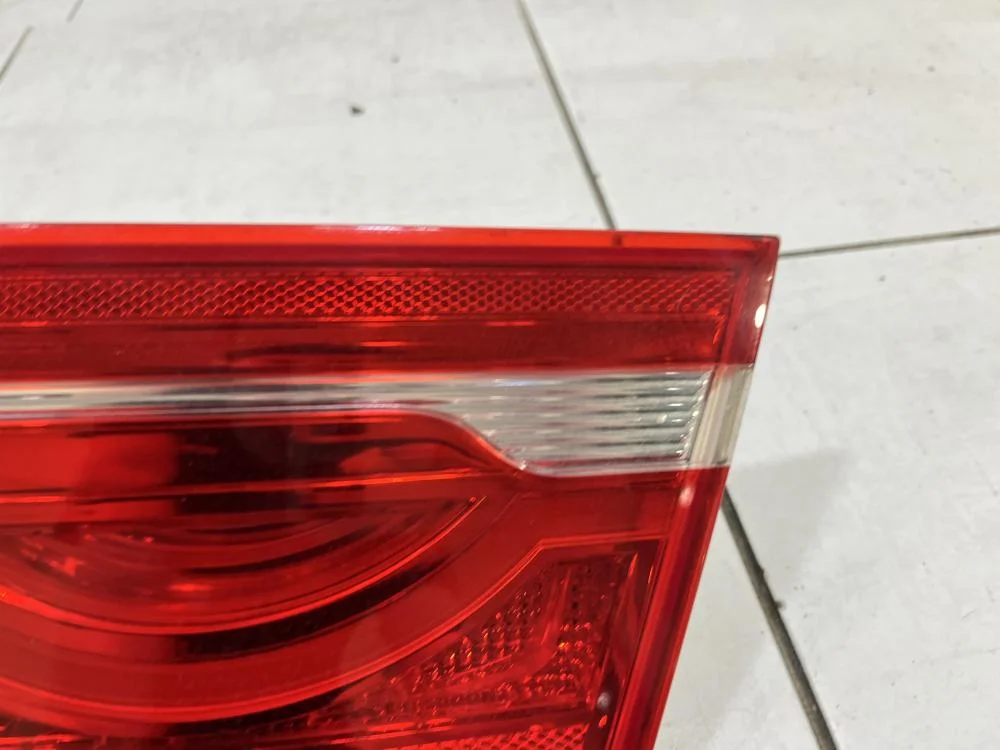 Фонарь задний внутренний правый Jaguar XE I (2015—2019) - миниатюра 6