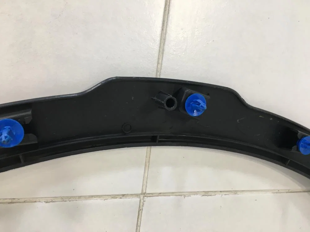 Накладка переднего крыла правого Land Rover Range Rover Evoque I (2011—2015) - миниатюра 9
