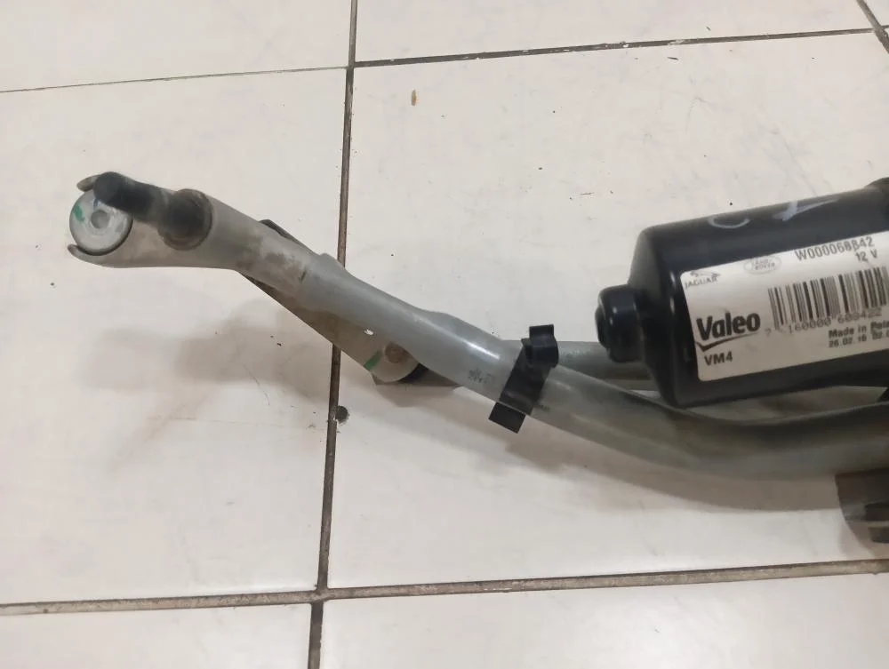 Трапеция стеклоочистителей Jaguar XE I (2015—2019) - миниатюра 4