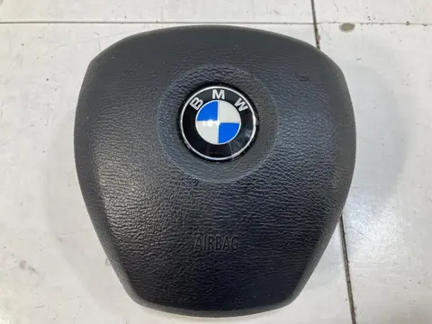 Подушка безопасности в рулевое колесо BMW X5 E70 рестайлинг (2010—2013)