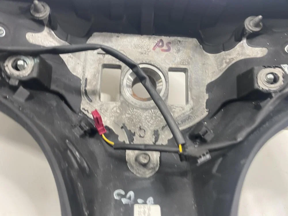 Рулевое колесо Mercedes-Benz E-класс W212/S212/C207/A207 (2009—2013) - миниатюра 9