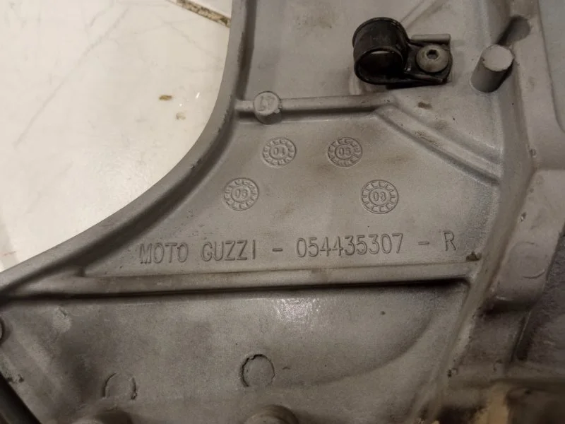 Подножка правая Moto Guzzi Breva 1100 2007 - миниатюра 8