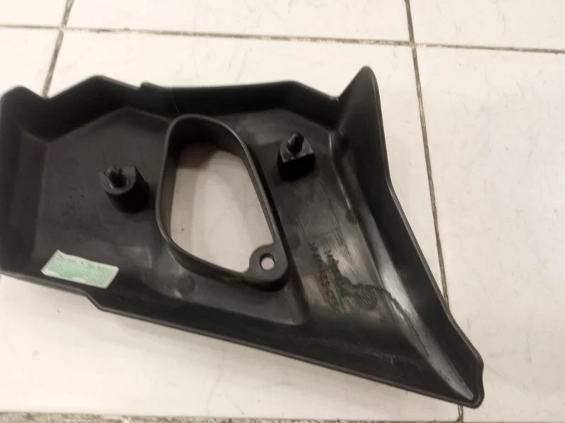 Крышка ступеньки левая Kawasaki Kawasaki Vulkan S - миниатюра 9