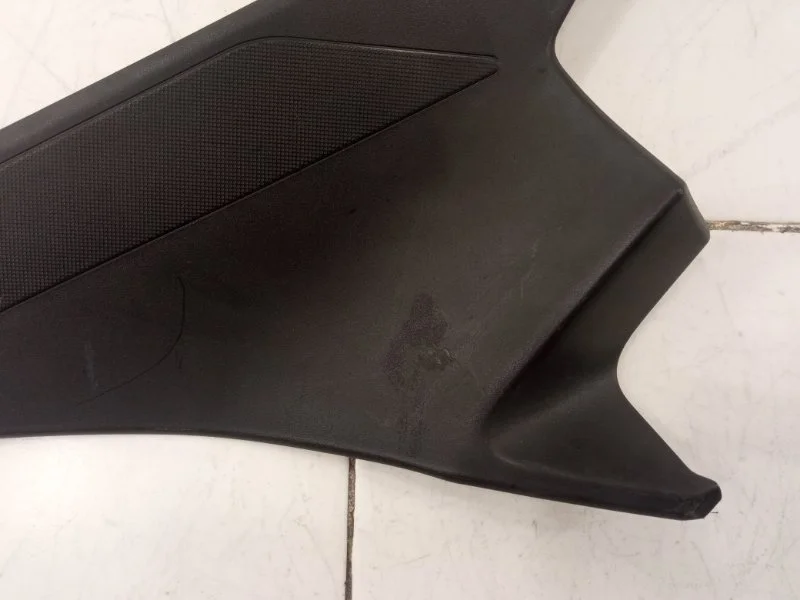 Накладка сиденья передняя правая Kawasaki NINJA400 - миниатюра 4