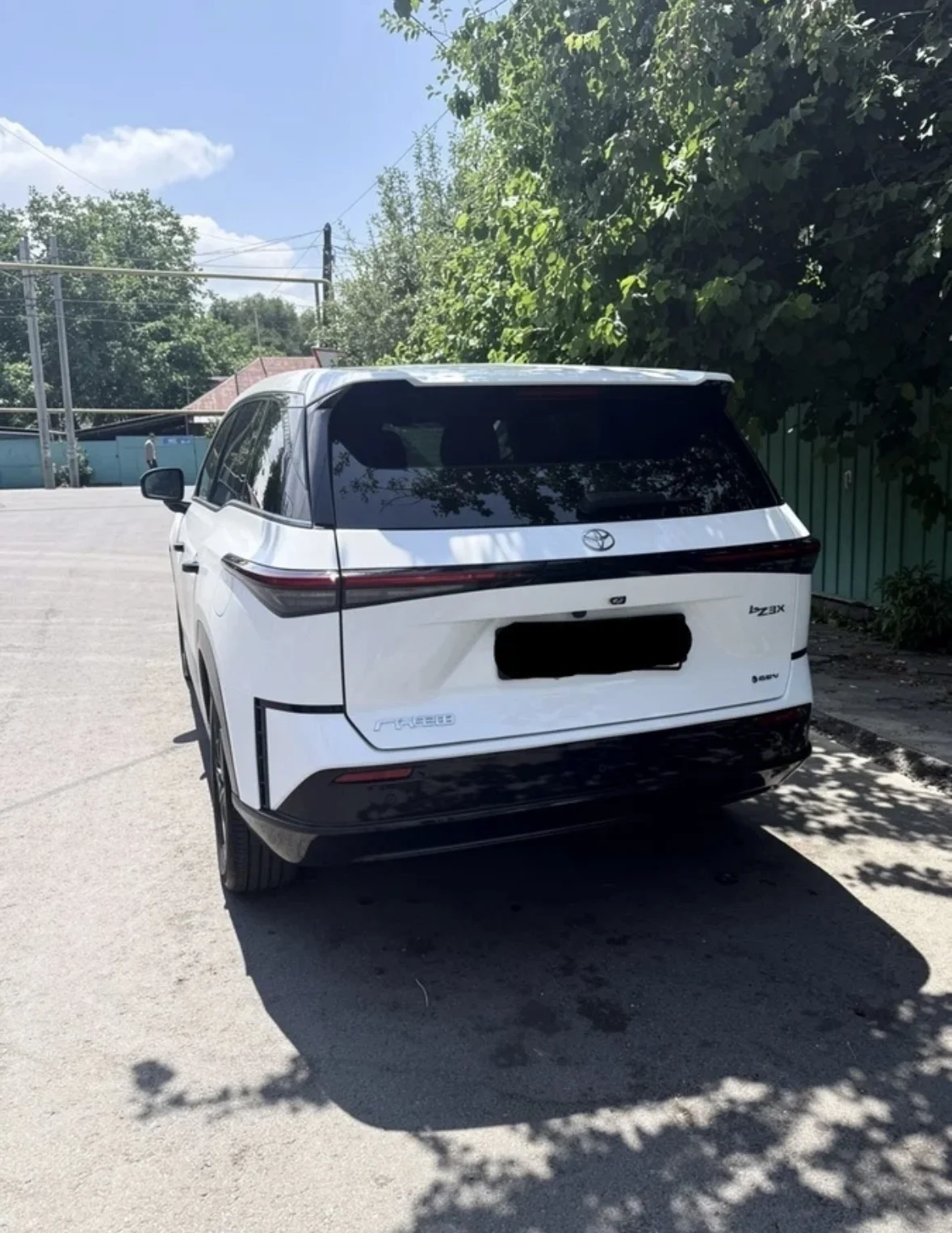 Toyota BZ3X - миниатюра 3