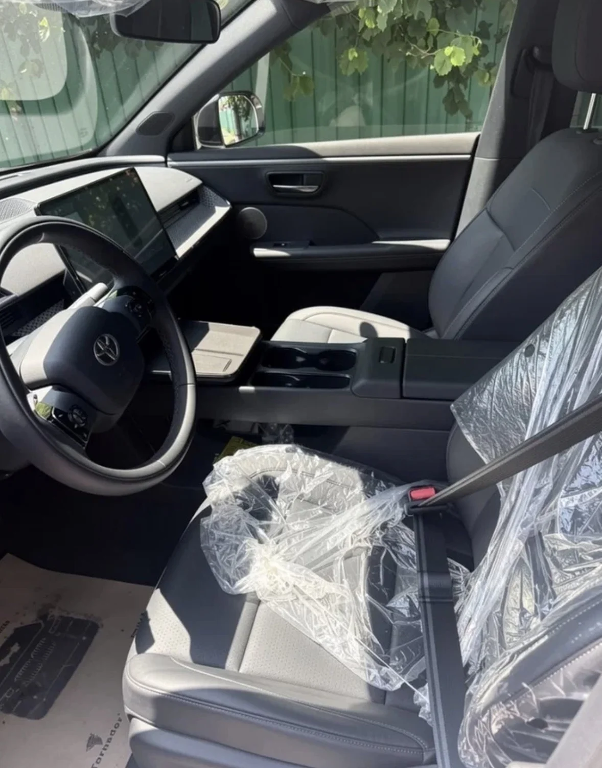 Toyota BZ3X - миниатюра 5