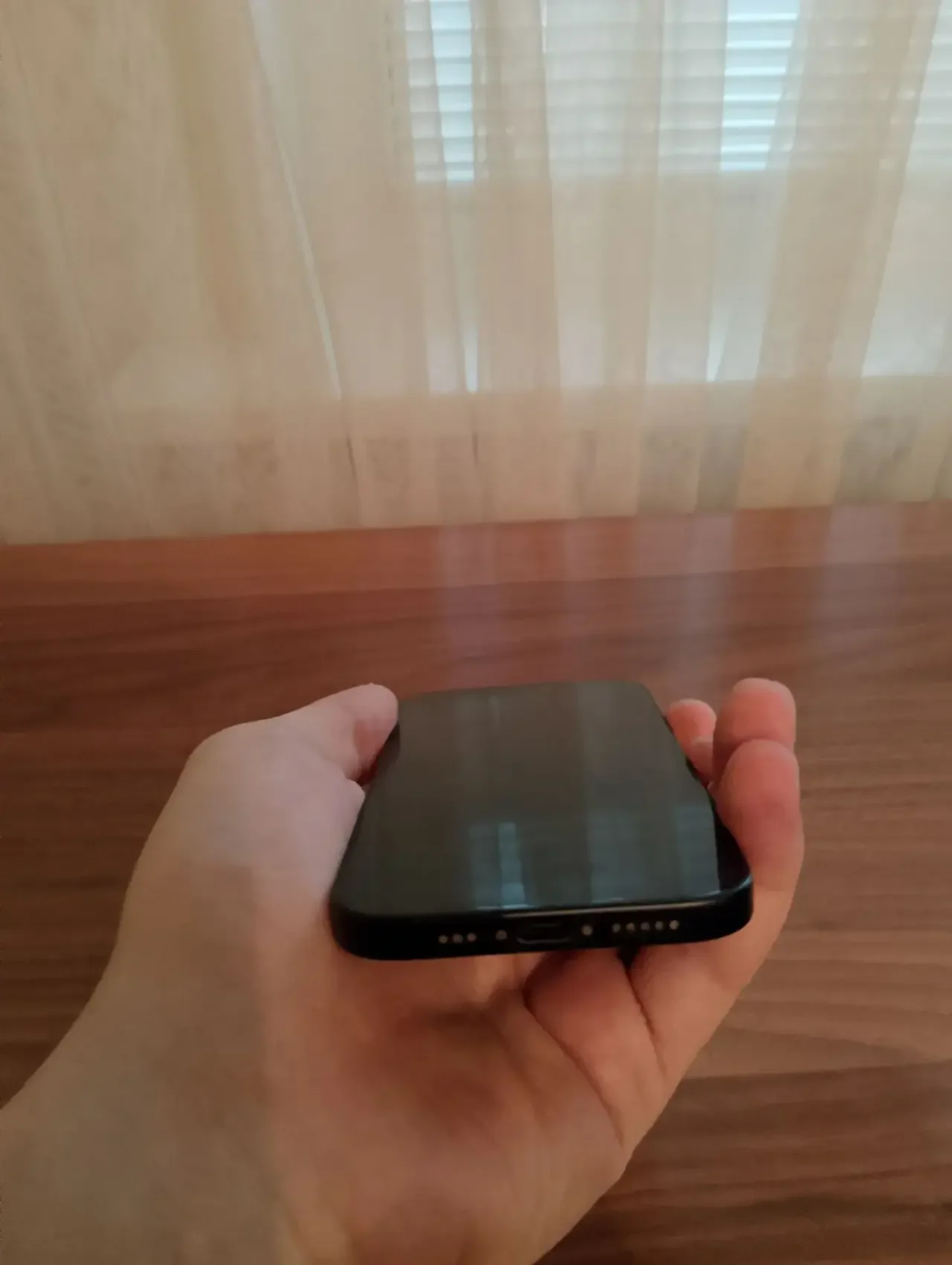 Iphone 16 256GB (ТОРГ УМЕСТЕН!) - миниатюра 2