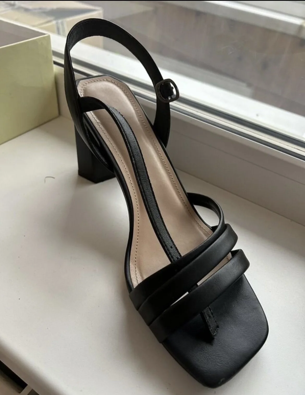 Босоножки T.Taccardi 40р - изображение 1