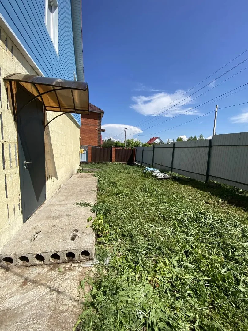 Скосить траву триммером. Очистка дорожек и плитки - миниатюра 5