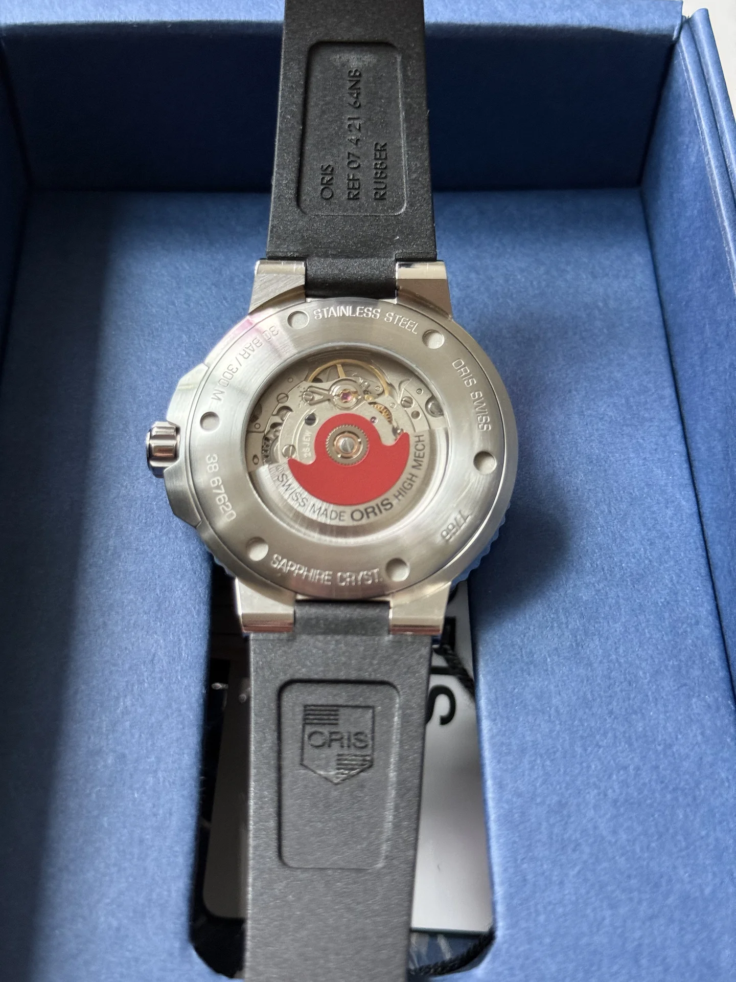 Часы Oris Aquis Date 01 733 7766 4157 - миниатюра 3