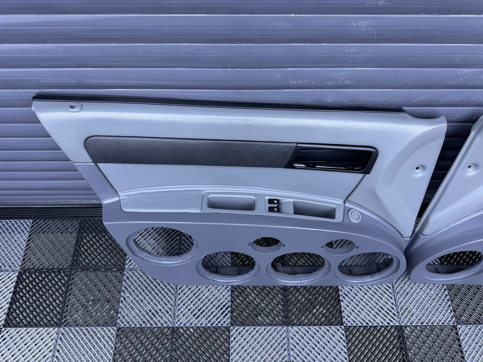 Дверные карты Chevrolet Lacetti 4x16 - миниатюра 5