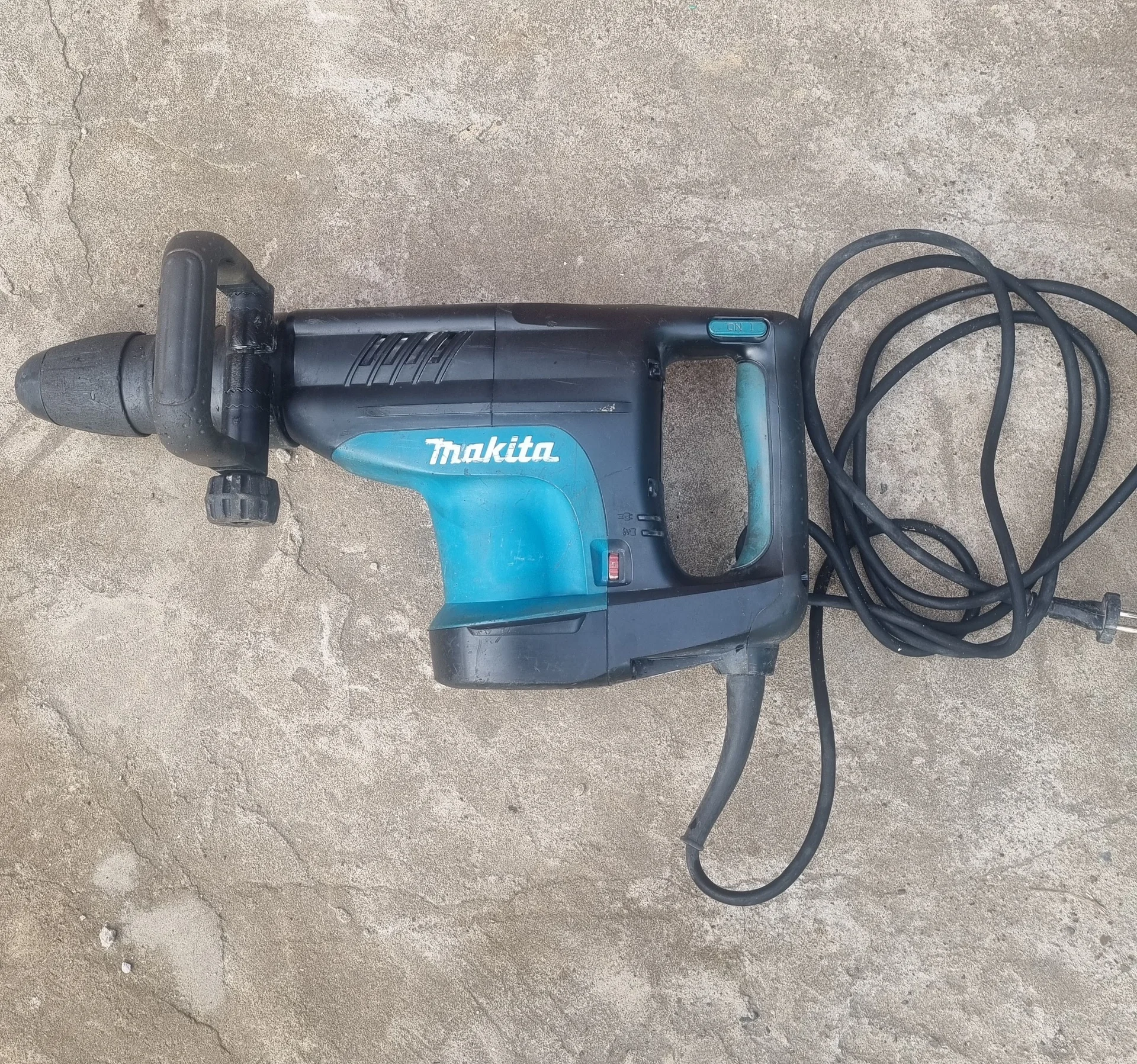 Отбойный молоток Makita HM1203C - миниатюра 3