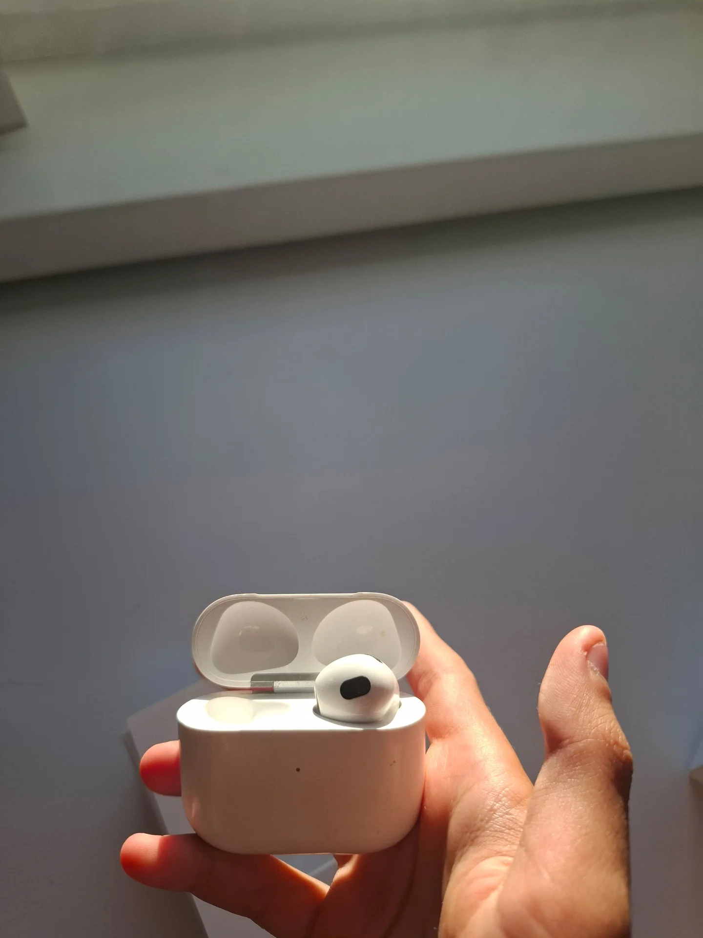 airpods - миниатюра 3