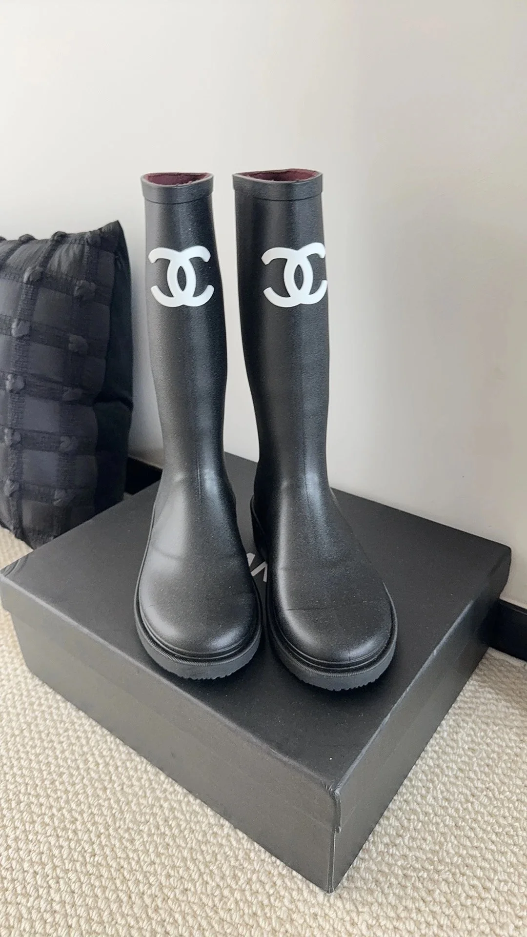 резиновые сапоги chanel - миниатюра 2