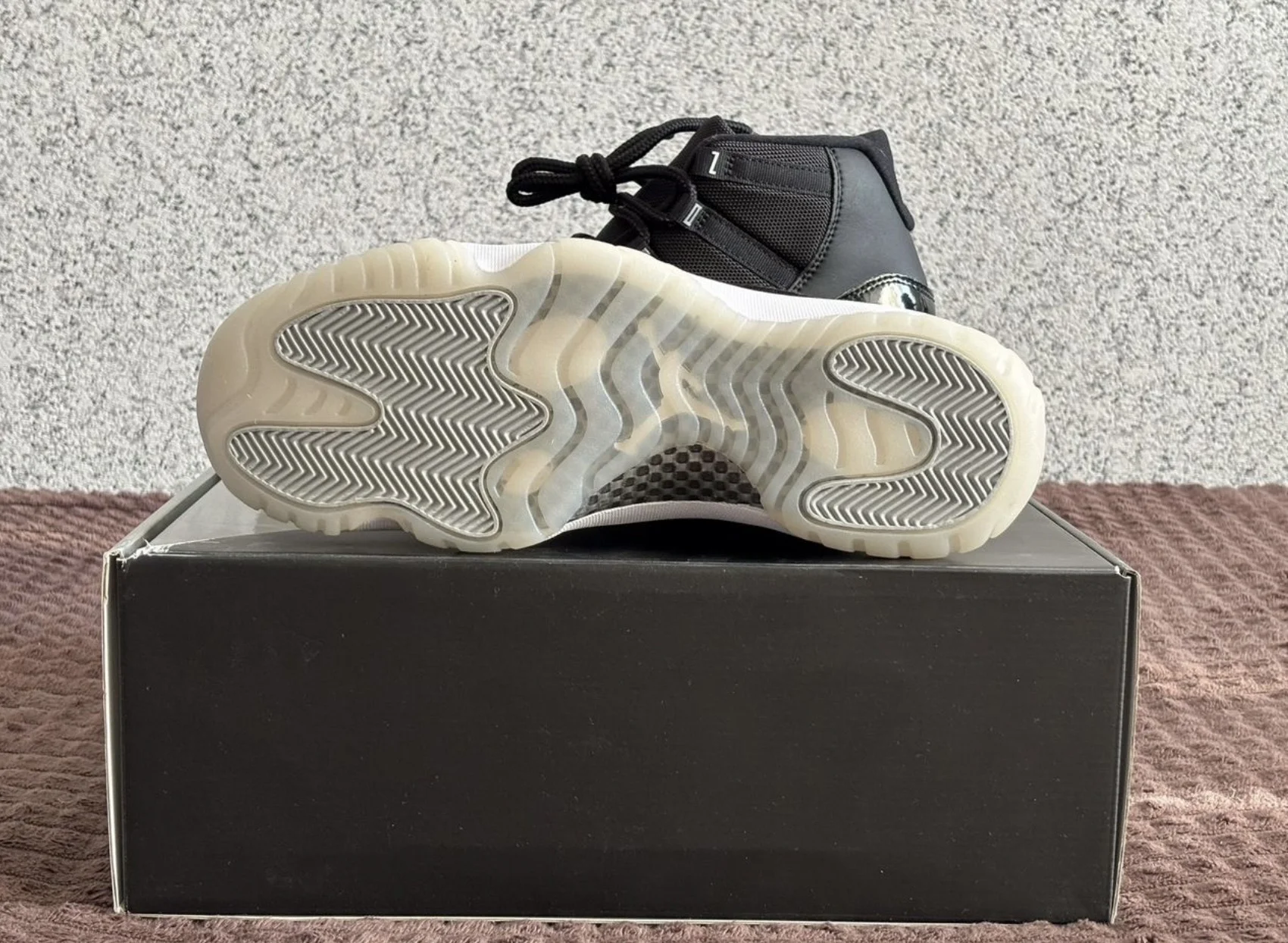 Air Jordan 11 Retro Jubilee 25th Anniversary - миниатюра 4