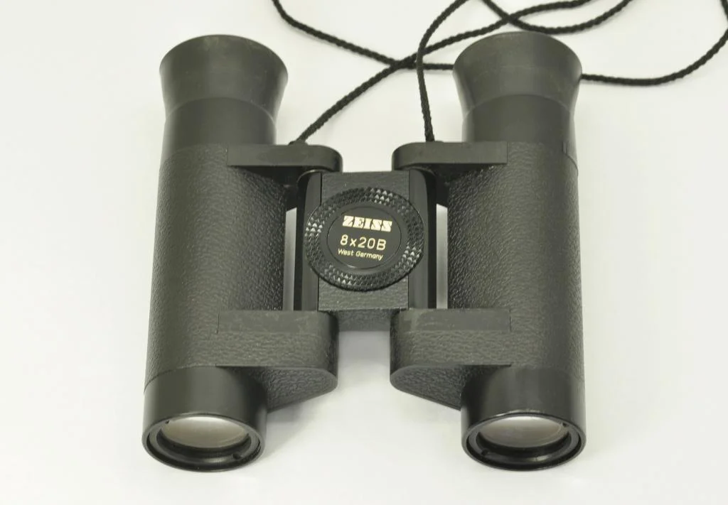 Компактный БИНОКЛЬ ZEISS 8 х20 B Германия - миниатюра 2