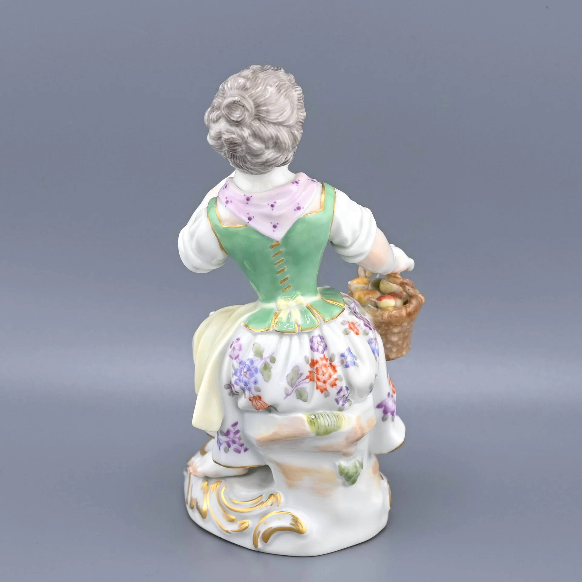 ЮНАЯ САДОВНИЦА фарфор Майсен Meissen - миниатюра 3