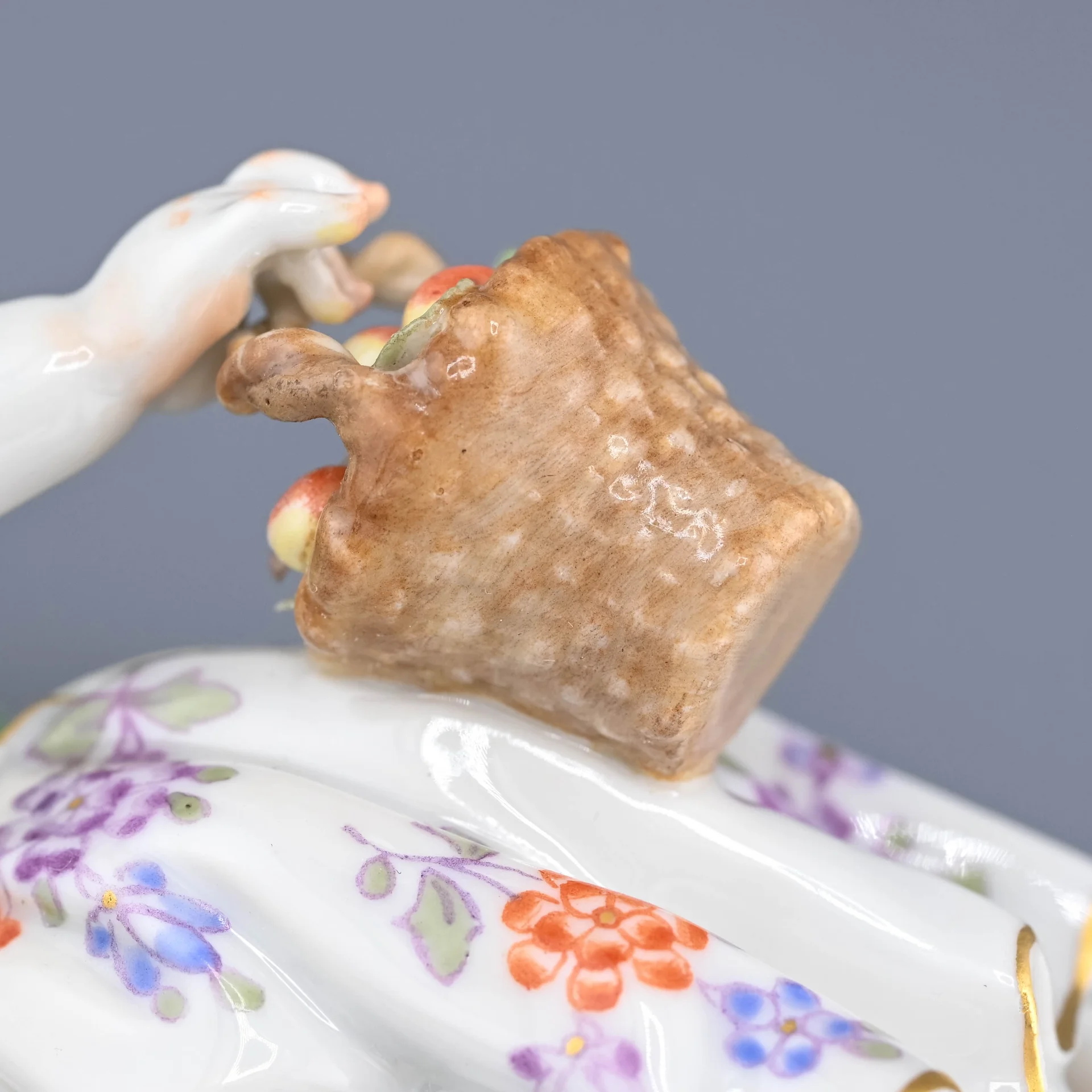 ЮНАЯ САДОВНИЦА фарфор Майсен Meissen - миниатюра 6