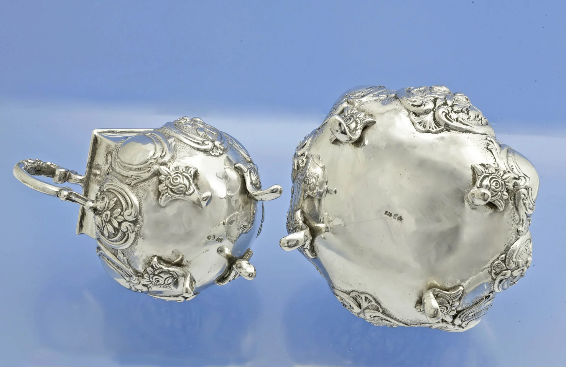 САХАРНИЦА + СЛИВОЧНИК + ПОДНОС Розы серебро 800 пробы - миниатюра 3