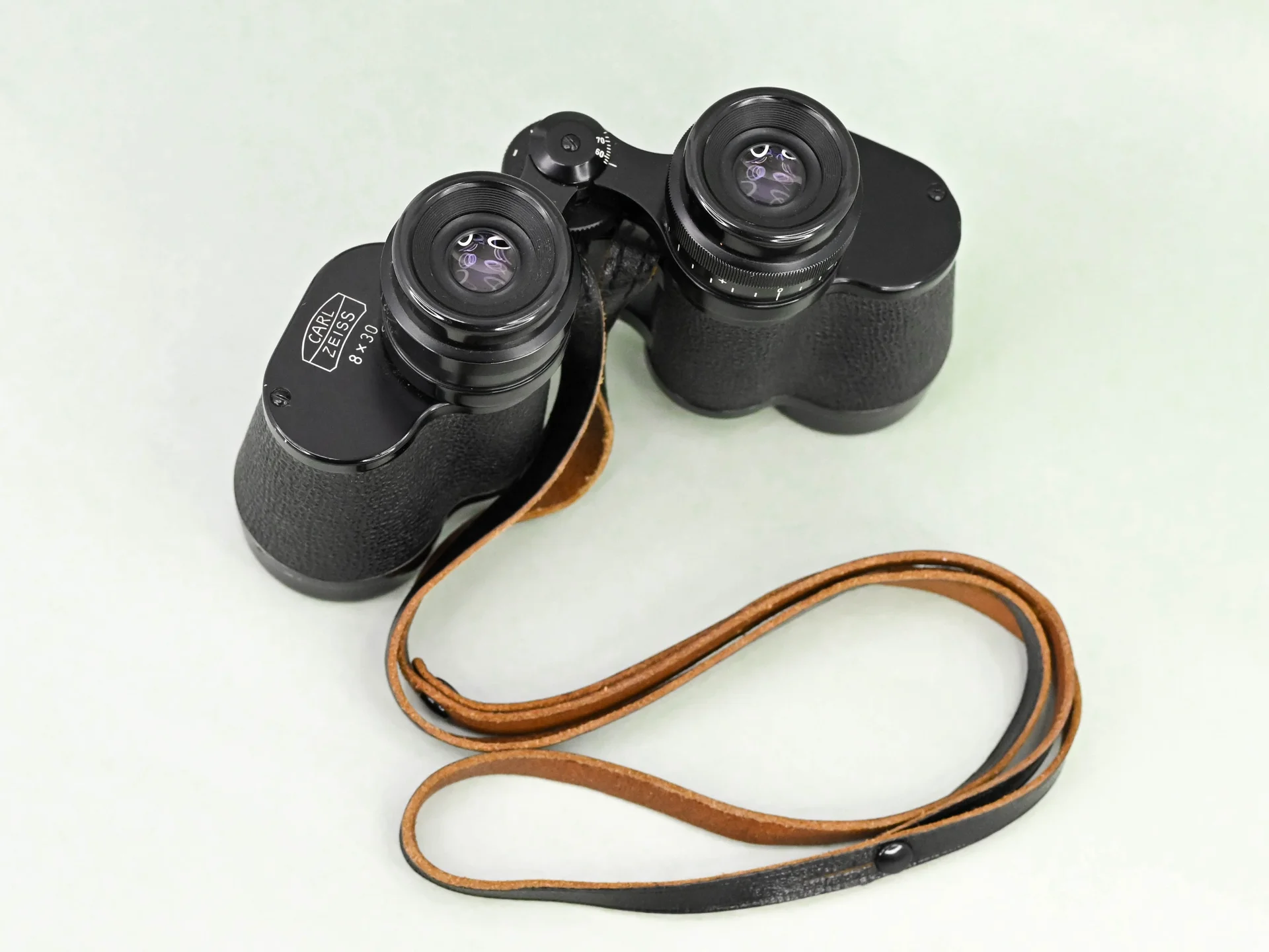 Бинокль Carl Zeiss 8х30 компактный Германия - миниатюра 4