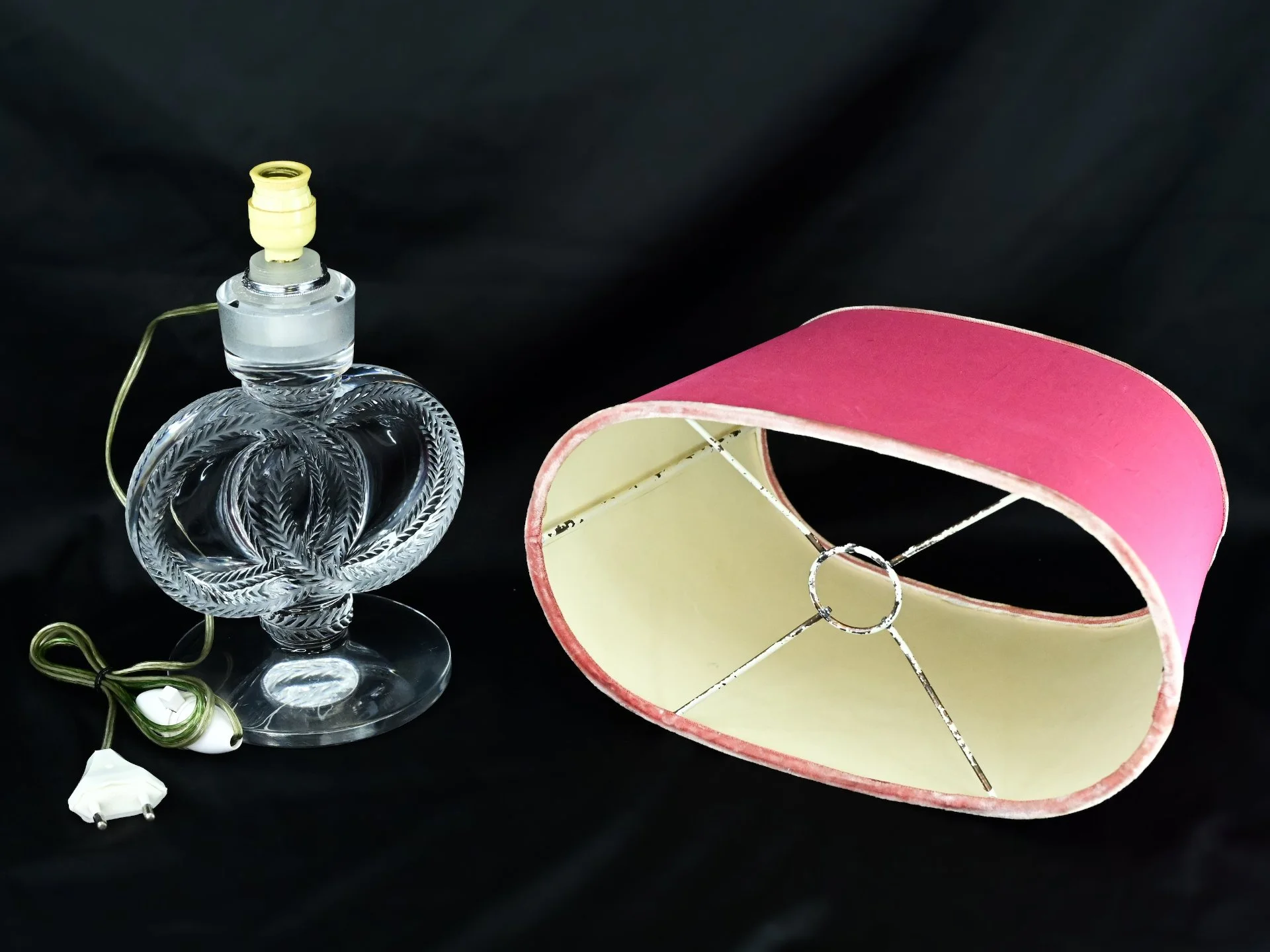 Настольные лампы стекло Lalique Франция - миниатюра 4