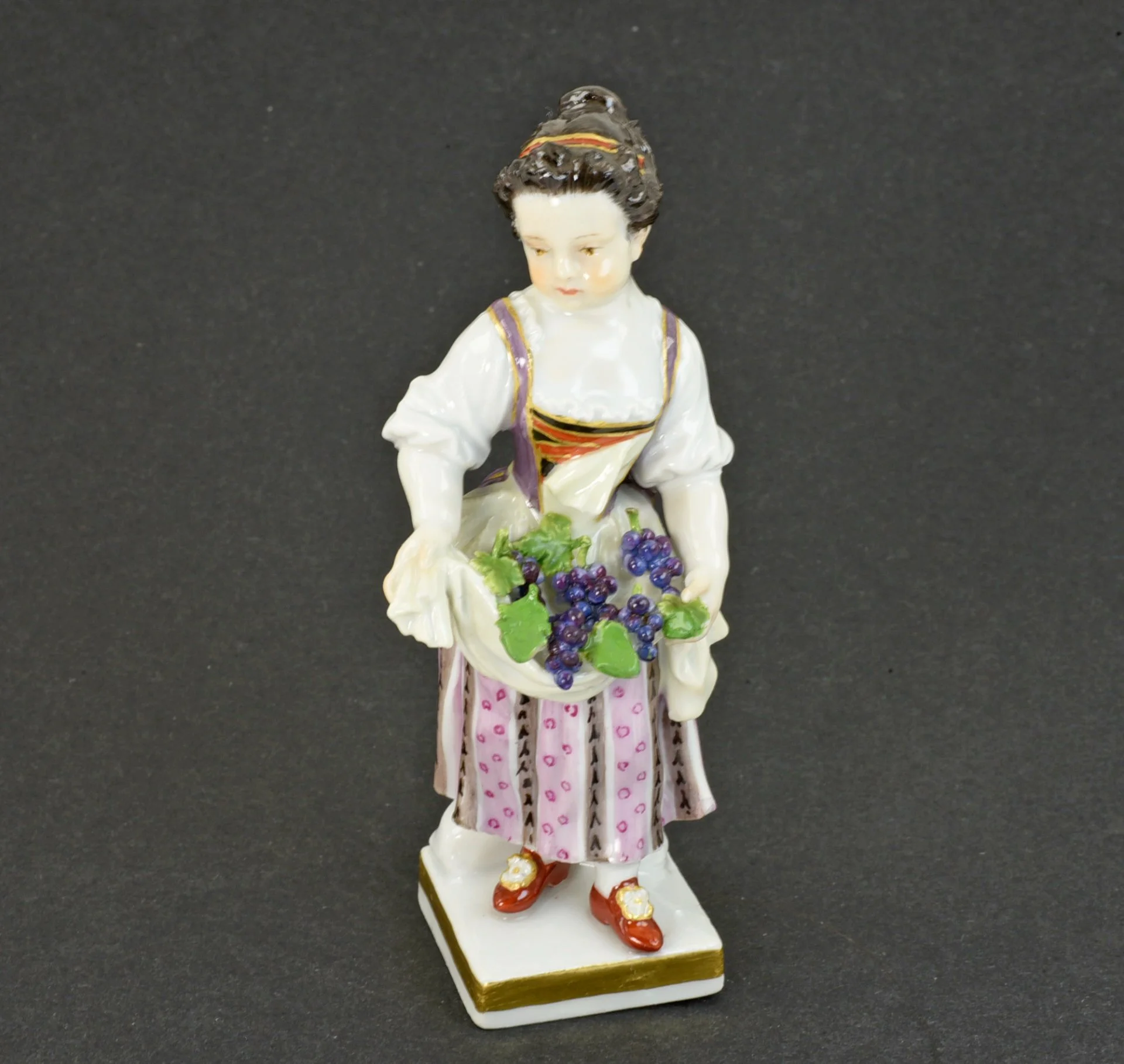 ЮНАЯ САДОВНИЦА фарфор Майсен Meissen - изображение 1