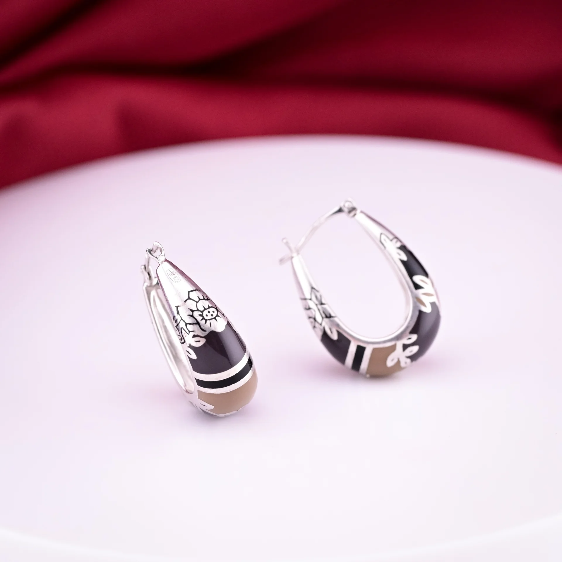 Серьги серебро 925 проба эмаль Kenzo Fedora - миниатюра 2