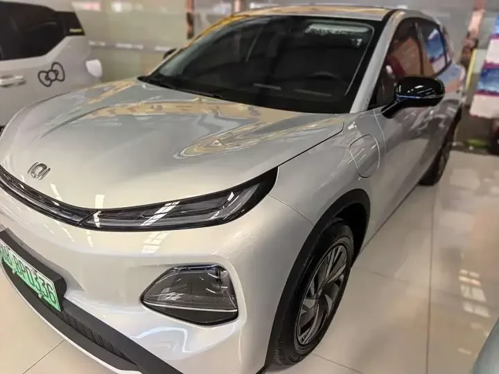 электромобиль Changan Qiyuan Q05 - миниатюра 2