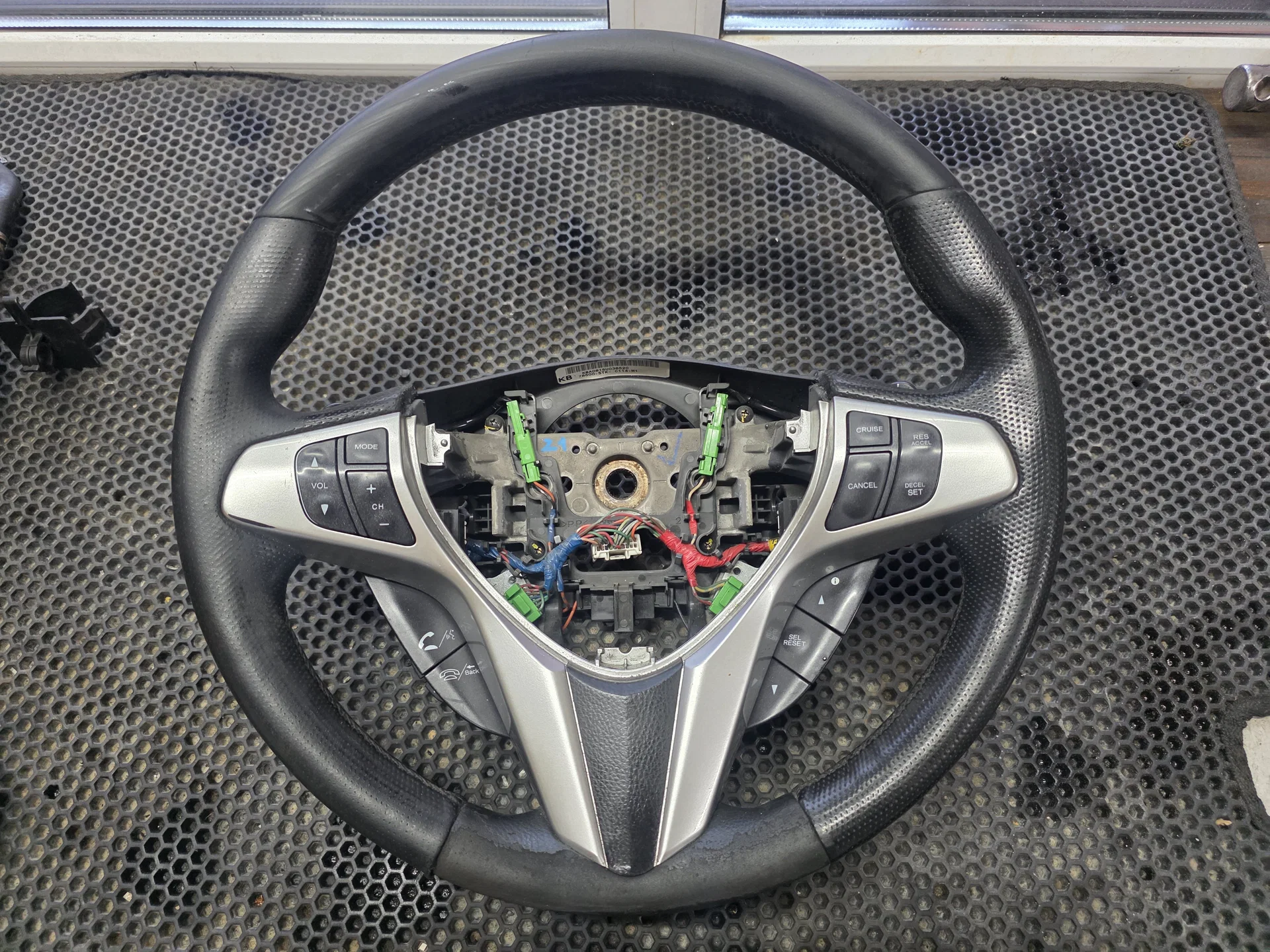 Рулевое колесо для AIR BAG (без AIR BAG) Acura RDX I (2006—2009)