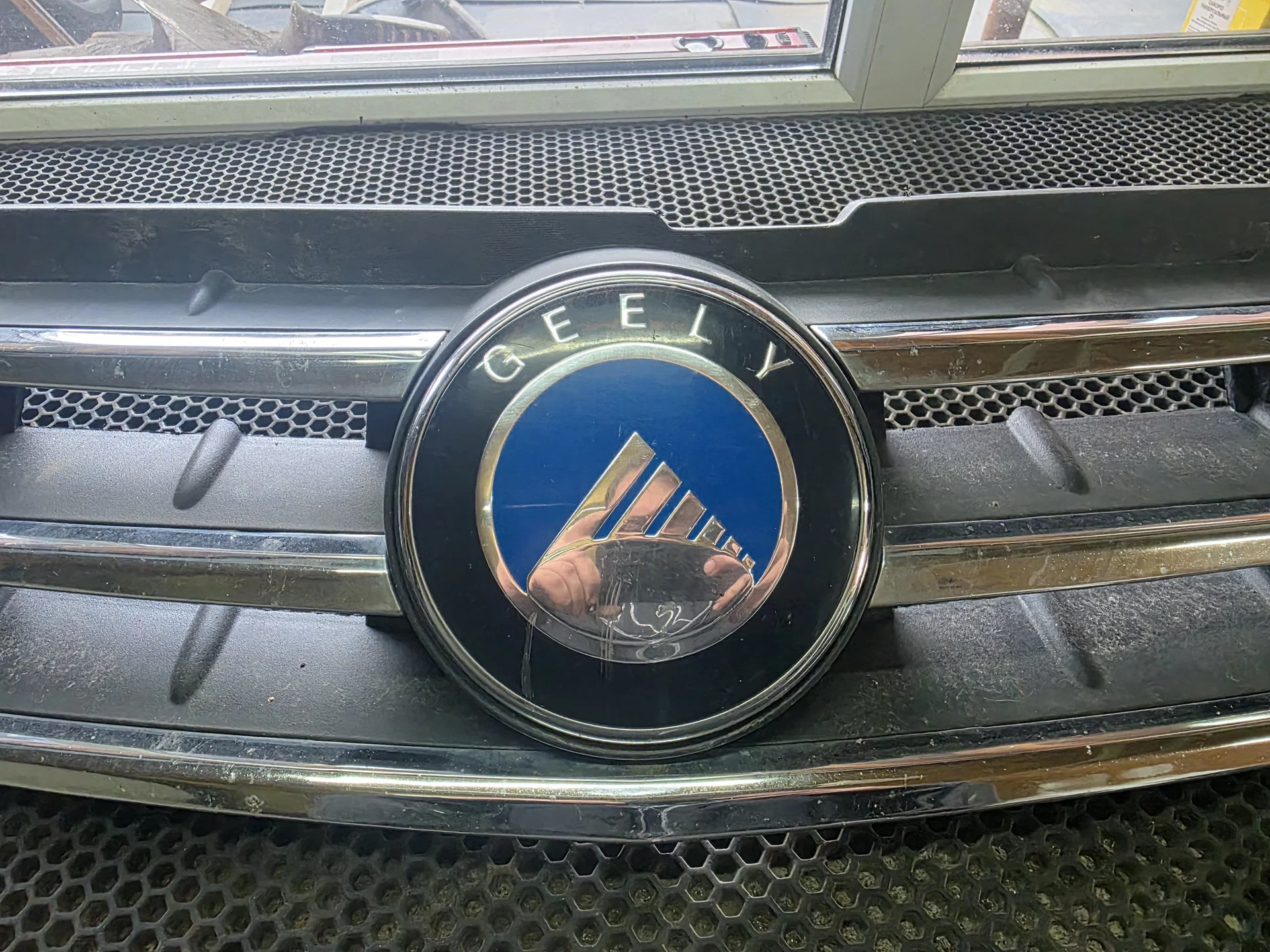 Решетка радиатора Geely MK Cross - миниатюра 3