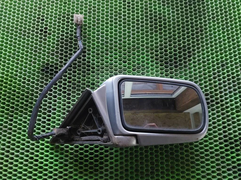 Зеркало правое Toyota Vista V20 (1986—1990) - миниатюра 2