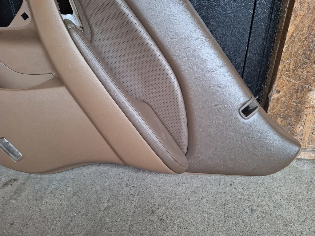 Обшивка двери задней правой Acura MDX I (2000—200 - миниатюра 4