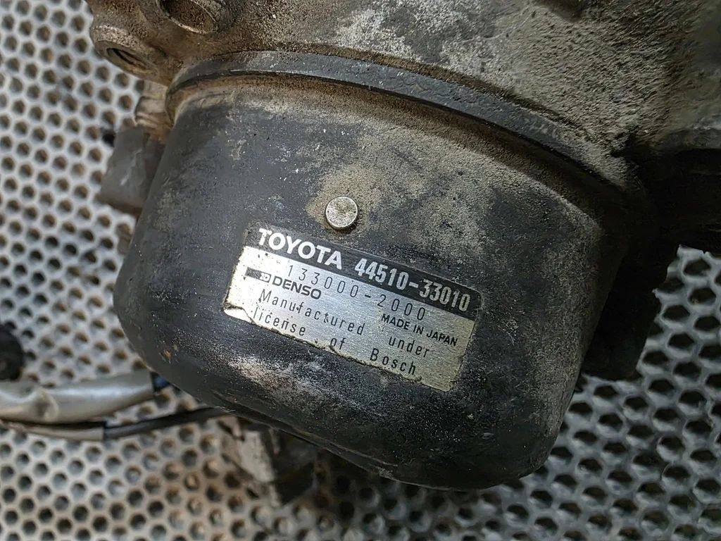 Блок ABS (насос) Toyota Camry XV10 (1991—1997) 3. - миниатюра 8