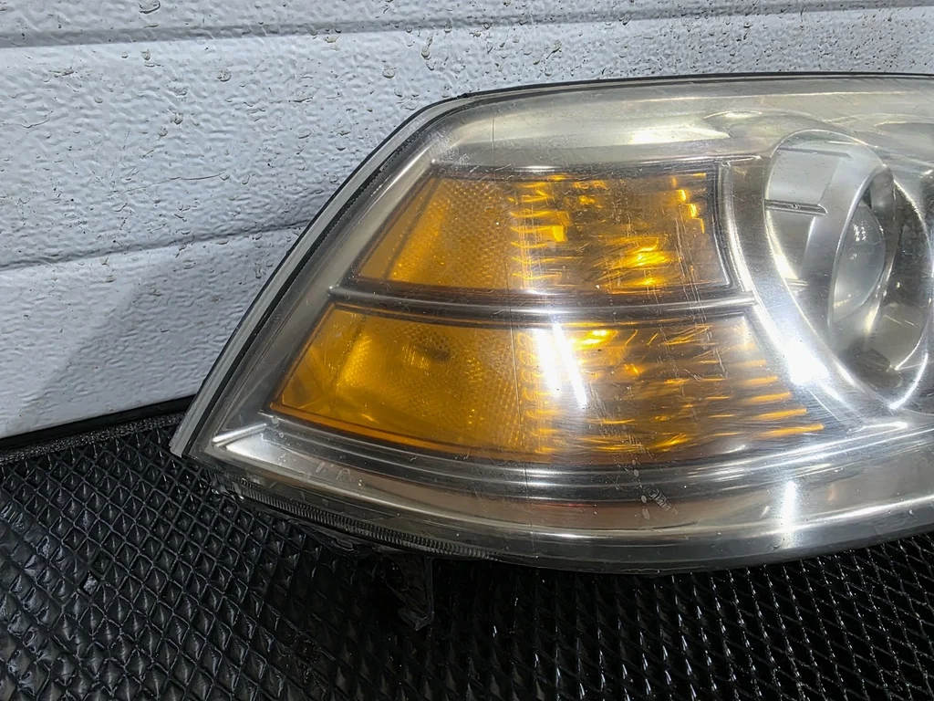 Фара правая Acura MDX I (2000—2006) 3.5 4WD AT (260 л.с.) - миниатюра 4