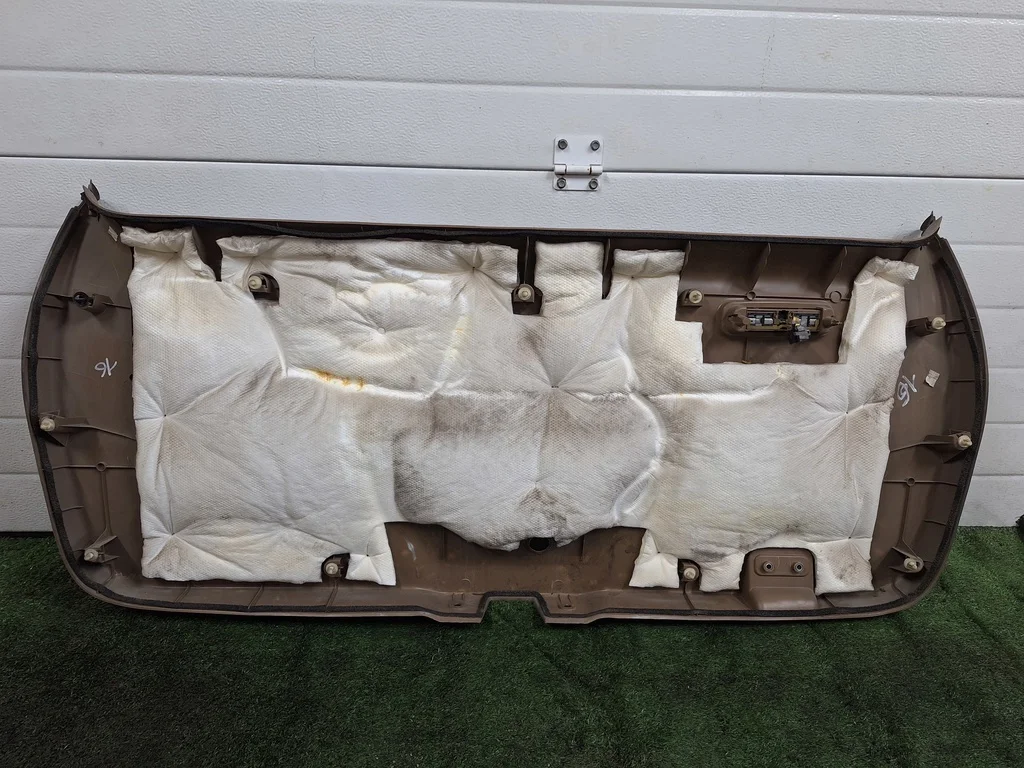 Обшивка багажника Acura MDX I (2000—2006) 3.5 4WD AT (260 л.с.) - миниатюра 4
