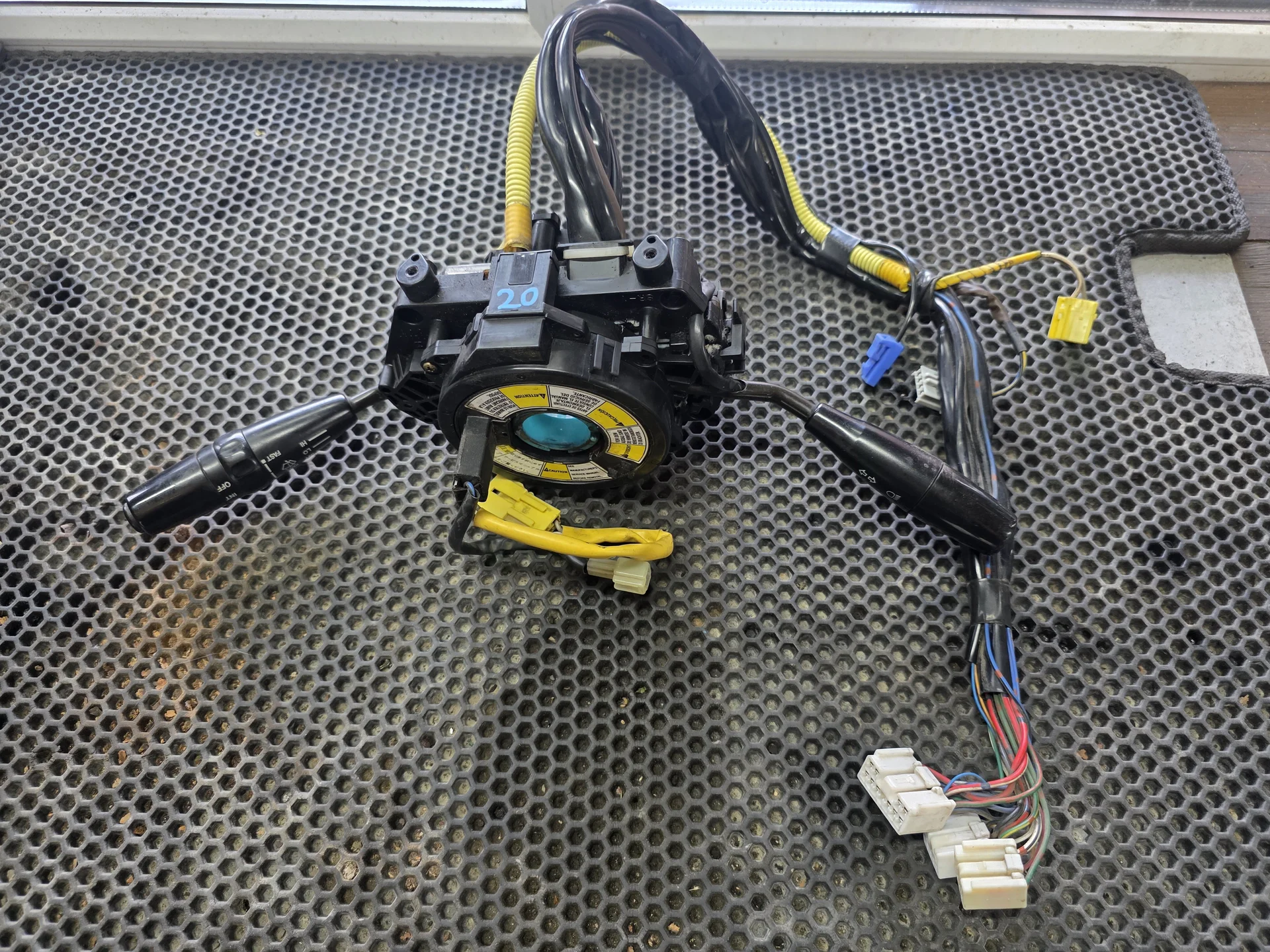 Переключатель подрулевой в сборе Suzuki Baleno EG (1995—2002)