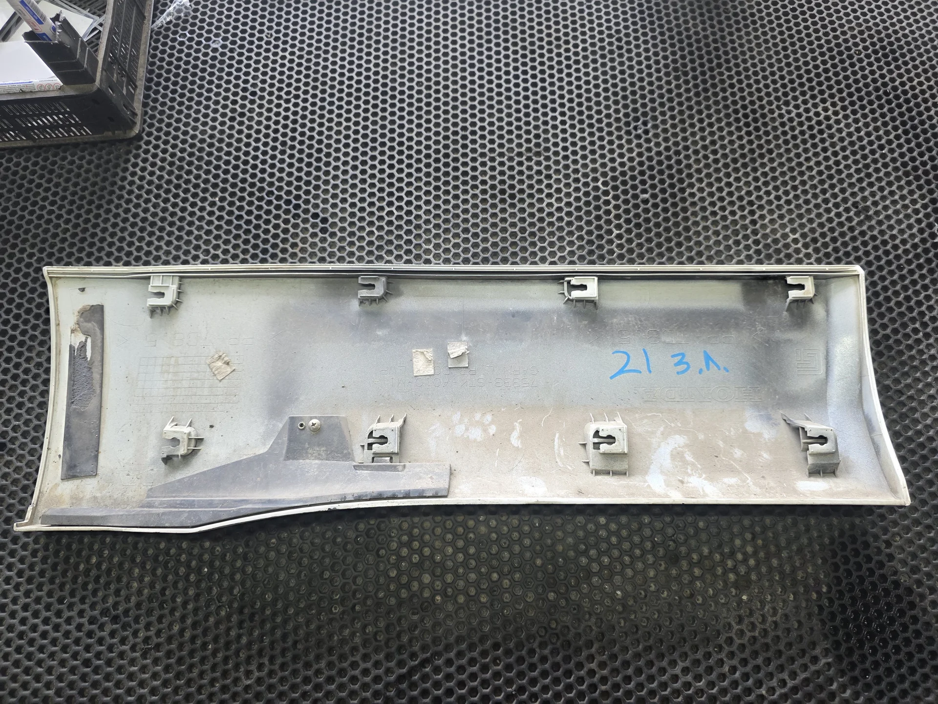 Накладка двери задней левой Acura RDX TB1, TB2 (2006—2009) - миниатюра 5