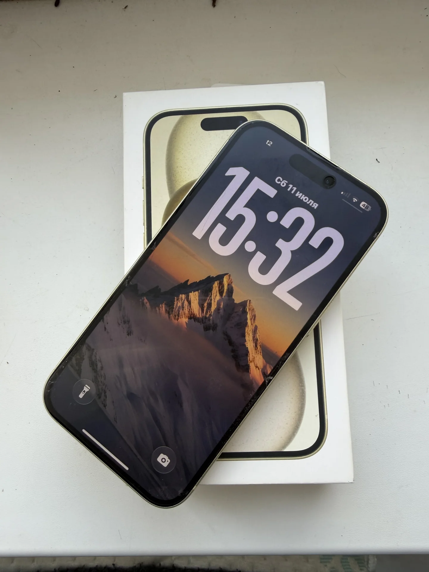 Iphone 15 - миниатюра 2