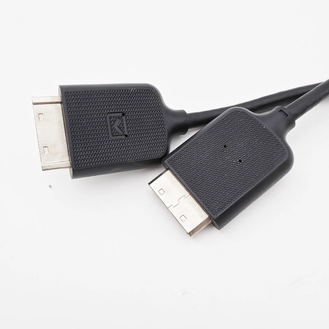 Кабель One Connect для телевизора Samsung UE55KS8000U - миниатюра 5